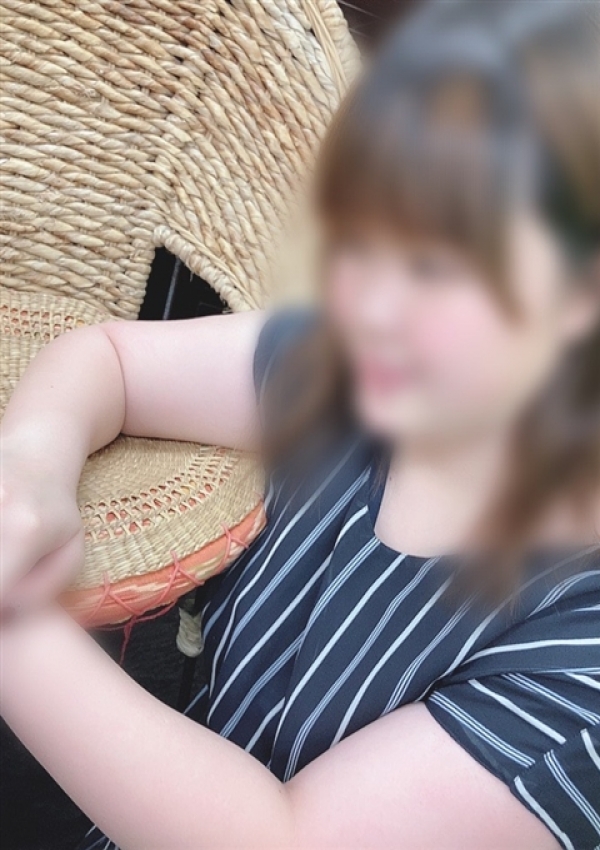 人妻気分、愛理(あいり)