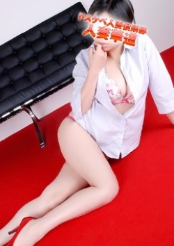 紗香、人妻華道 諏訪店 1