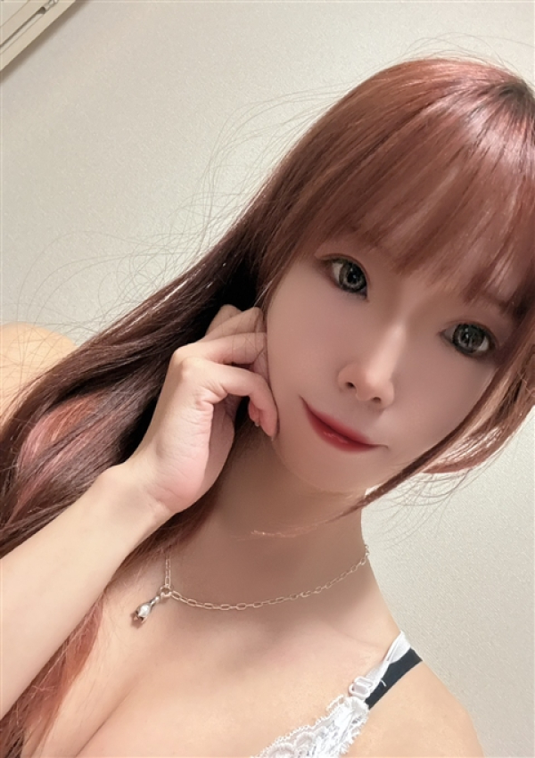 リフレ東京、エバ-