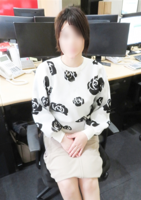 さとり、名古屋デリヘル業界未経験 1
