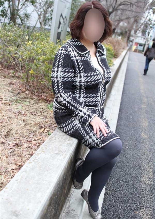 なつこ、かわいい熟女&おいしい人妻 五反田・品川店 2