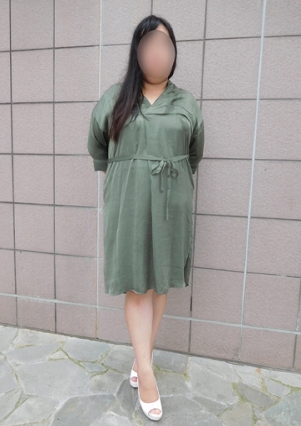 しおん、土浦VIPデブ専肉だんご 1