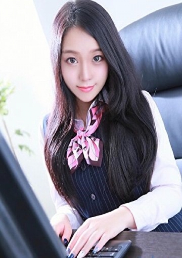 綾瀬 一華、club Lupin 5