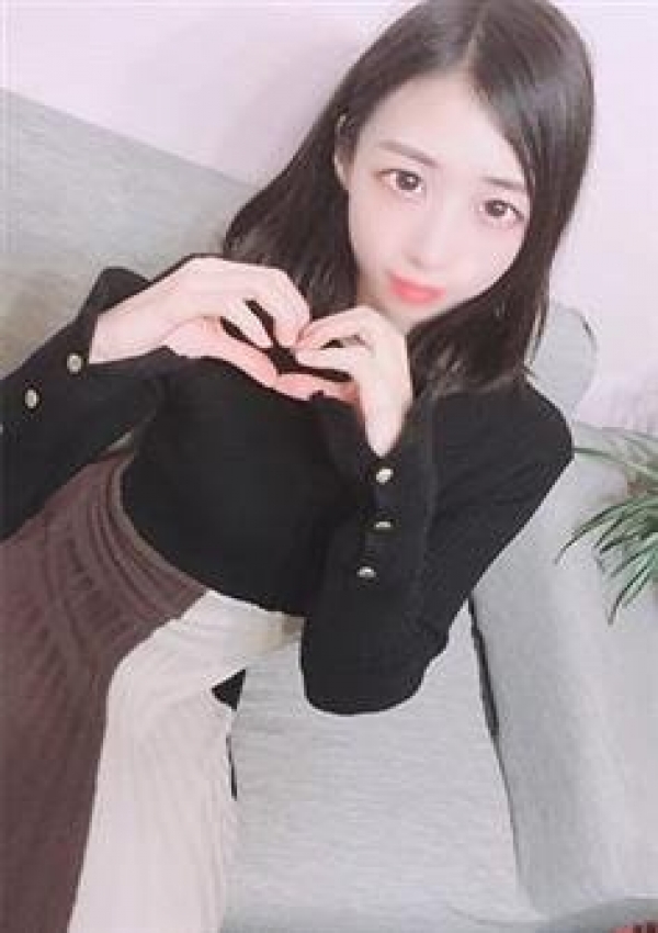 かのん、wow!こんなの!?ヤリすぎサークル新宿、新大久保店 1