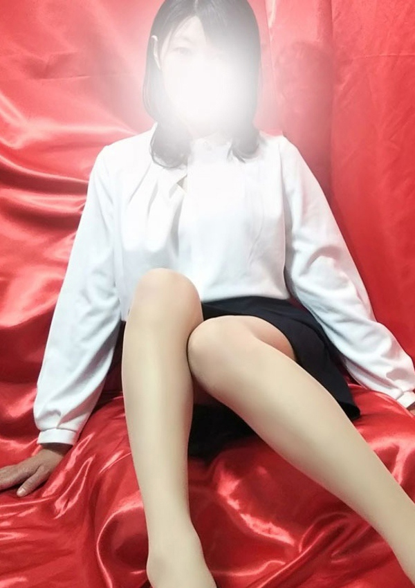 藤森、変態美熟女お貸しします。