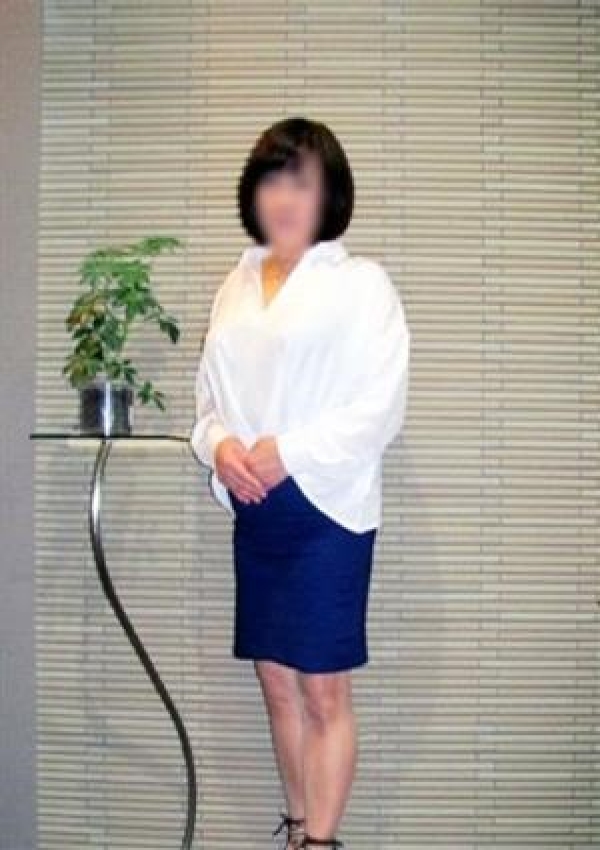 なつみ、熟女家 十三店