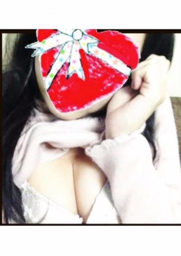 ゆずゆ、恋するエステ彼女が部屋着にきがえたら 2