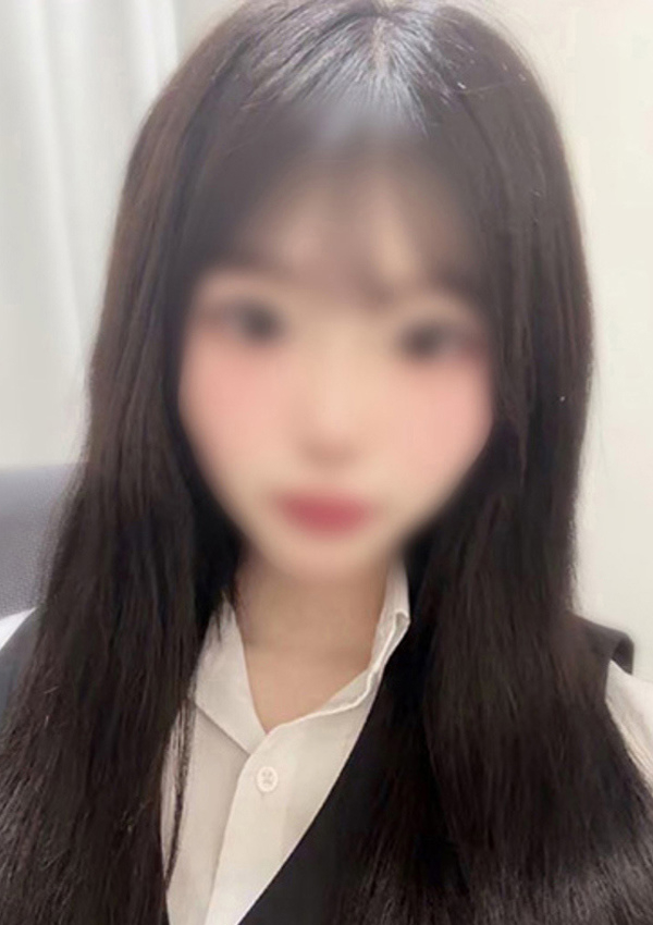 内山あみ、淫乱OL派遣商社 斉藤商事