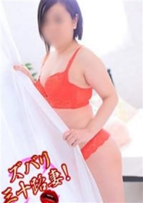 菊池奥様、ズバリ三十路妻! 4