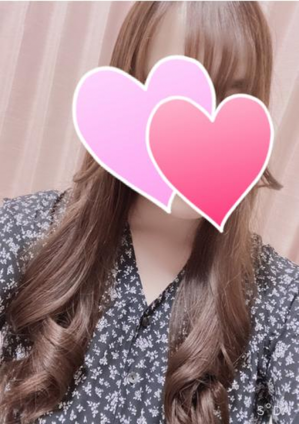 もも【業界未経験】、ぽちゃりーん