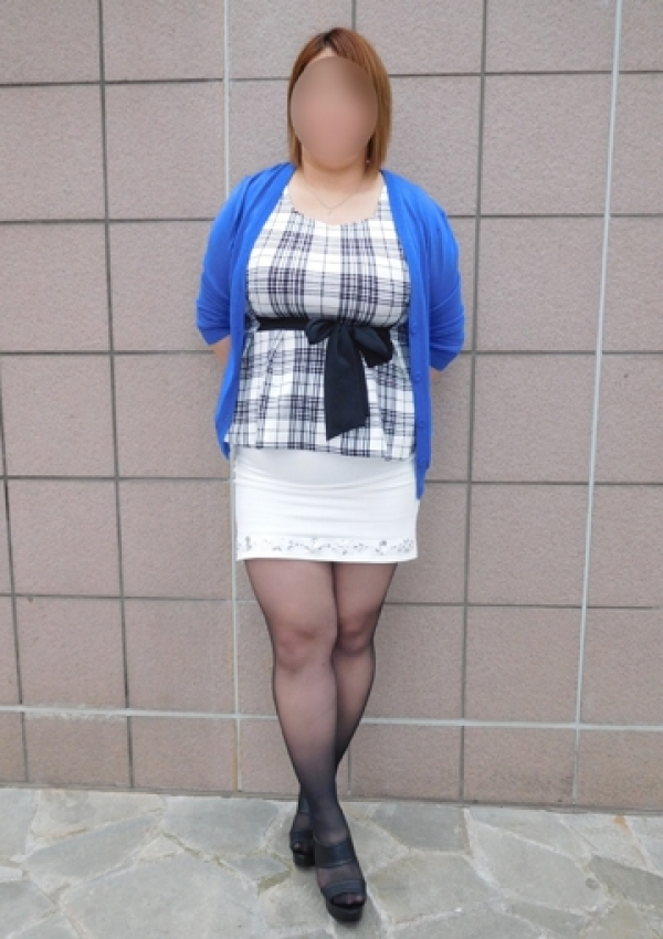 ななみ、土浦VIPデブ専肉だんご 1