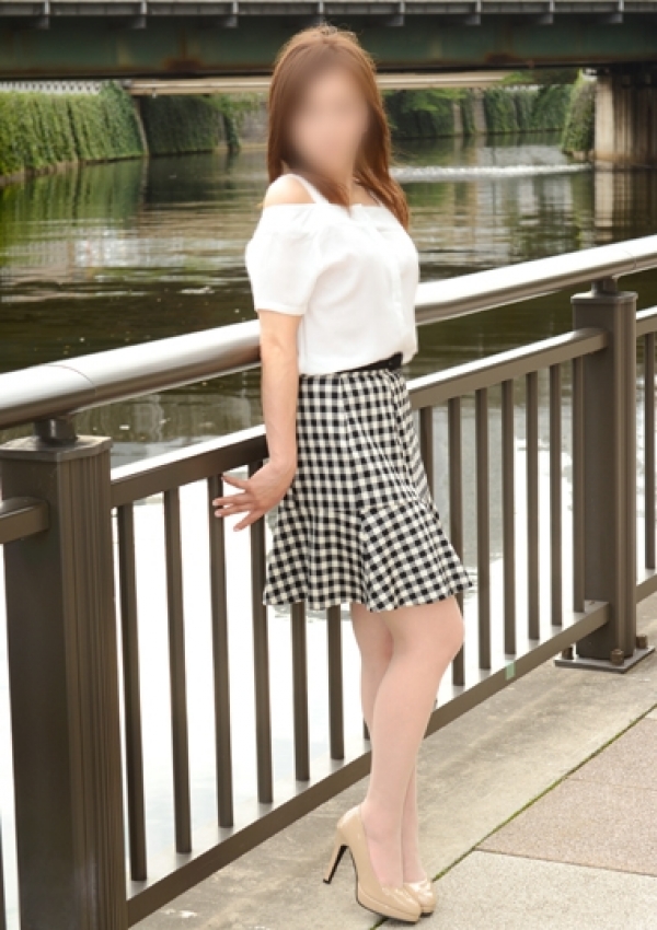 千歳、昼顔妻 5