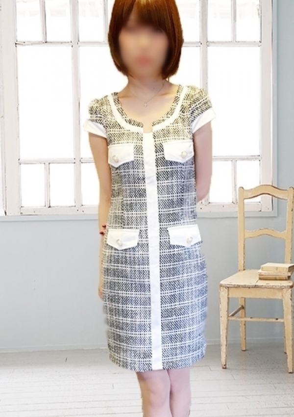 りな、MORE 1