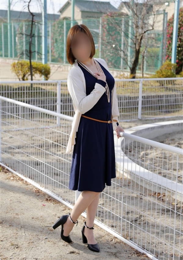 なぎさ、夢ごこち 人妻店 8
