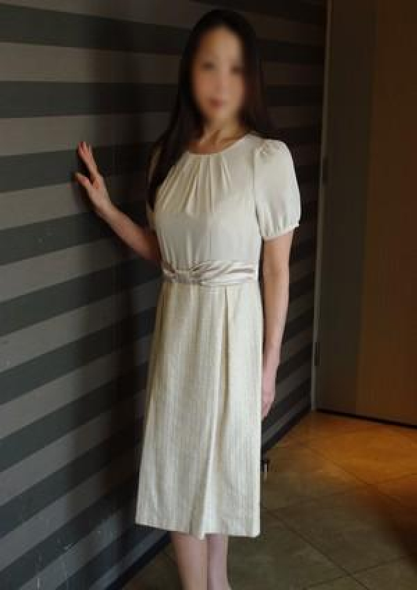 佐原美緒、派遣妻 9