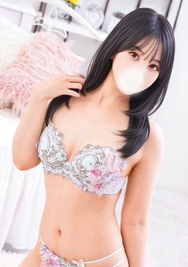 倉田ゆな、池袋㊙エステフル勃起 2