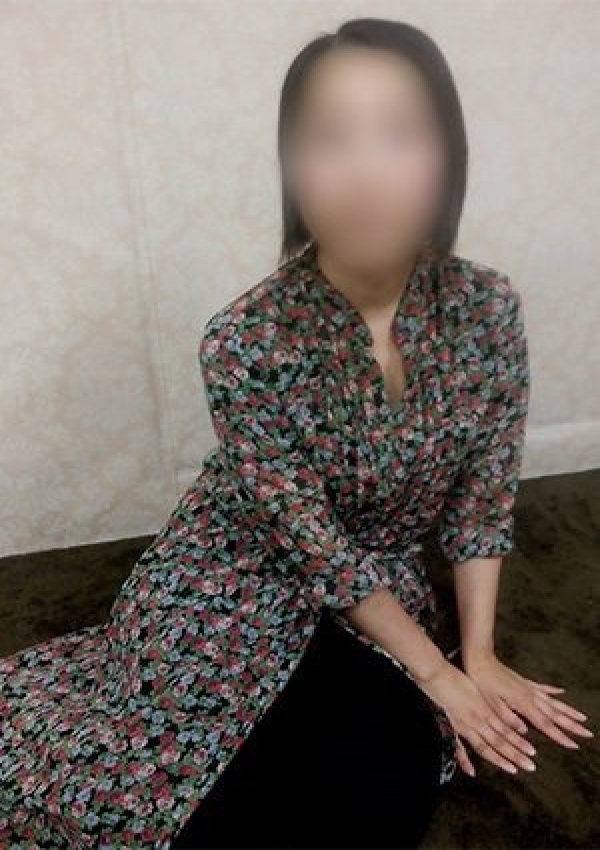 さとみ、宅配おねーちゃんおかあさんおばあちゃん