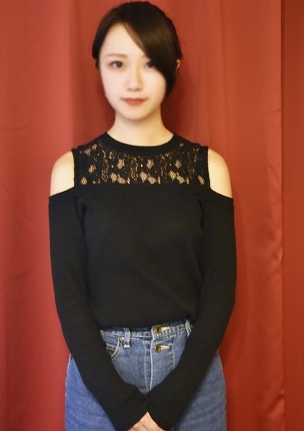 りな、デスパレートな人妻たち 2