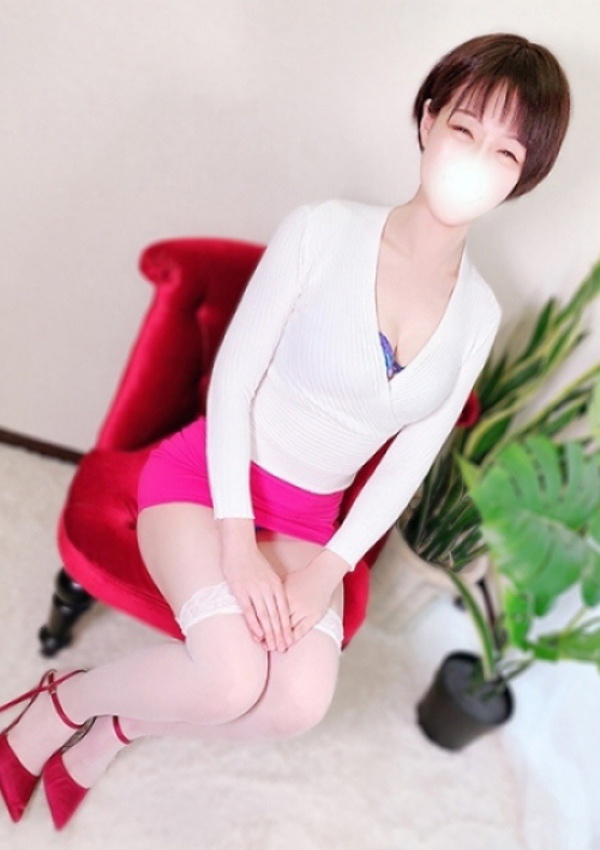 山口さら、大人のエッチなエステ池袋店 6