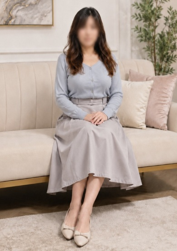 まお、人妻美人館