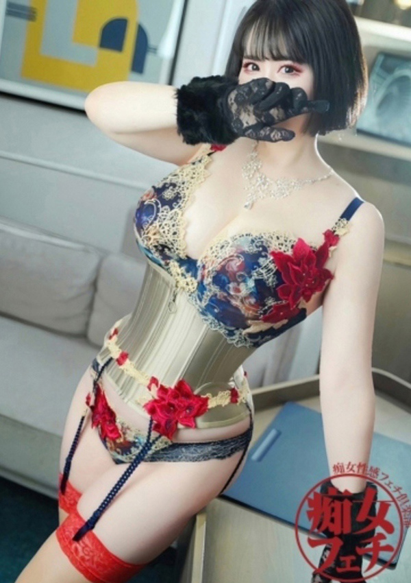 夏帆、京都痴女性感フェチ俱楽部 4