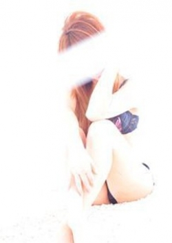Serika、aimerfeel(エメフィール) 2