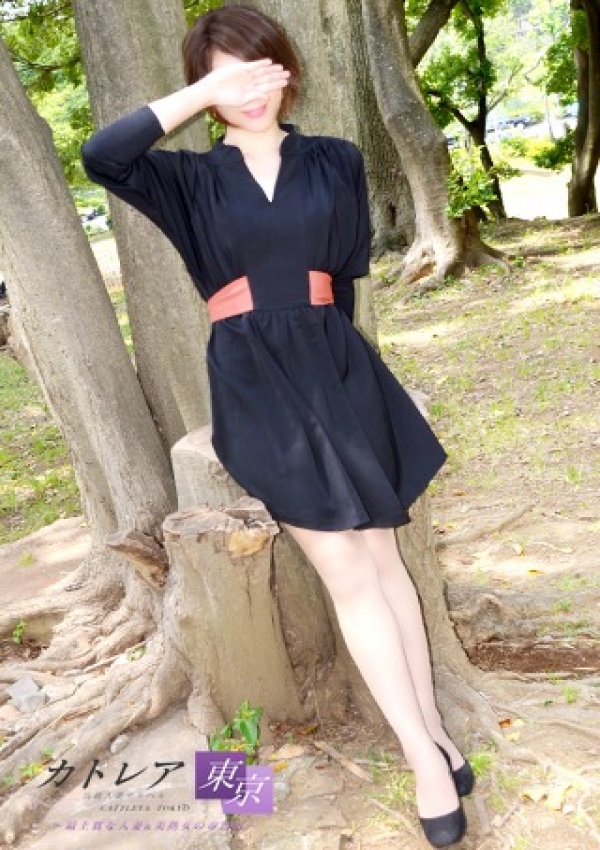 真理子、高級人妻デリヘル カトレア東京 2