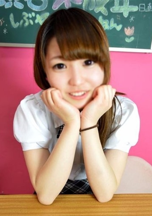あずさ、18歳19歳の素人専門店 渋谷素人コスプレ学園 1