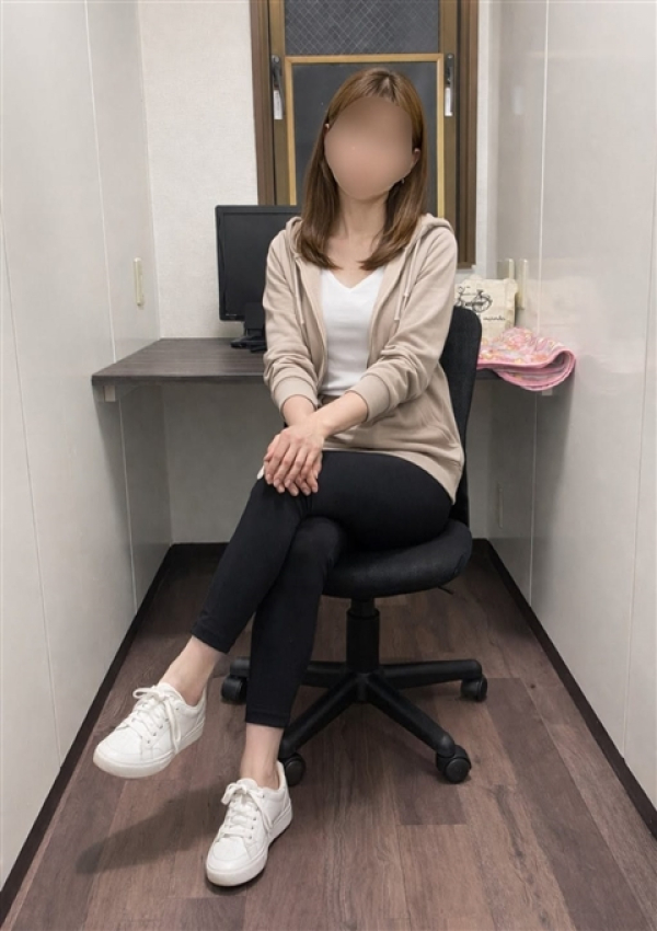 まな、30代40代50代専門 奥様艶姫 1