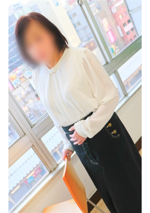 ことね、性腺熟女100% 3