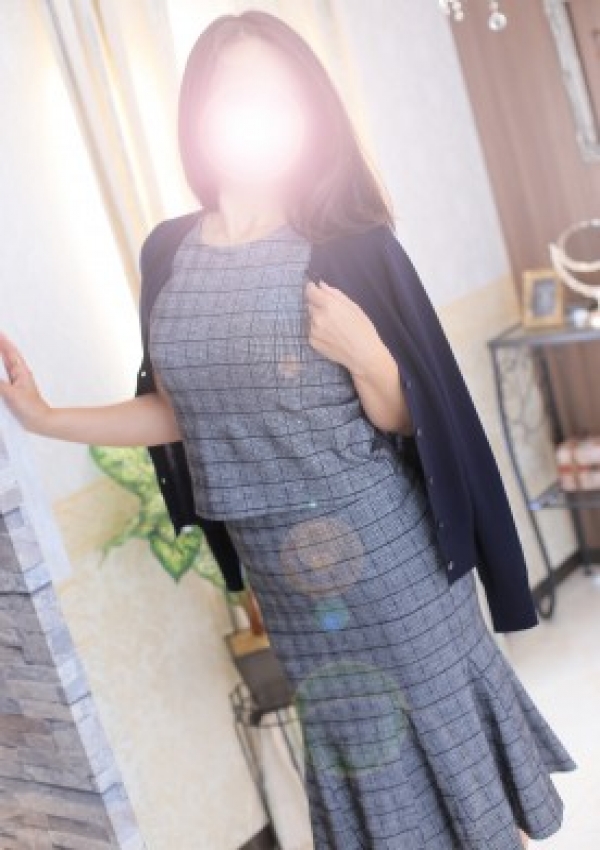 ゆい、名古屋人妻援護会 1