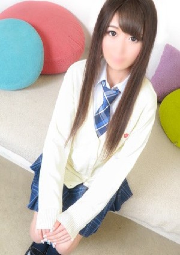 つづみ、オシャレな制服素人デリヘル JKスタイル 1