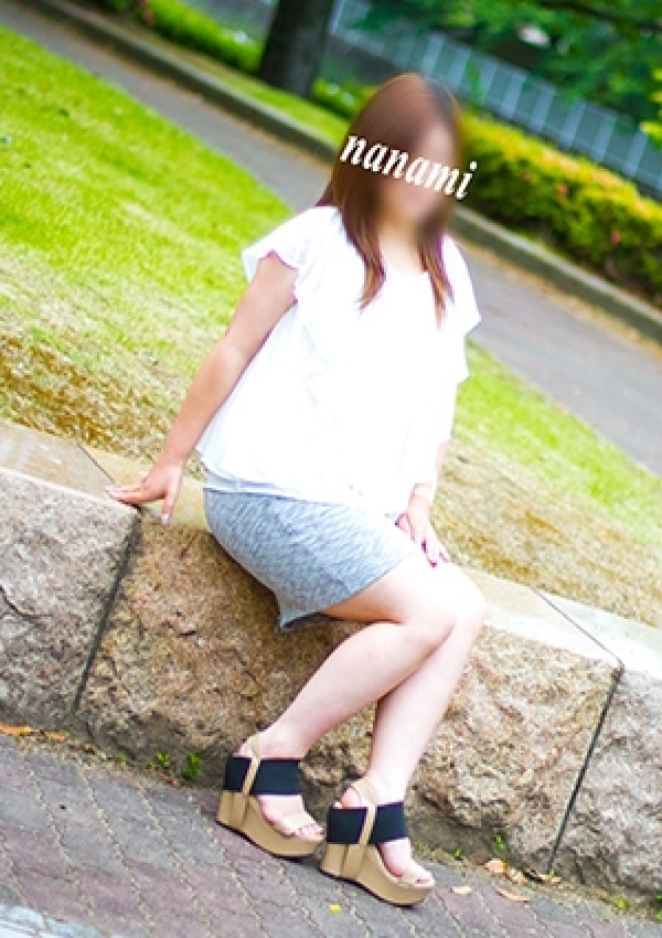 菜々海(ななみ)、姫路なでしこ 4