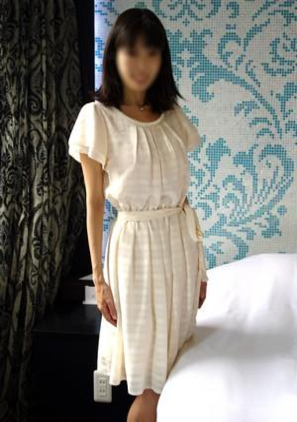 山咲あき、派遣妻 9