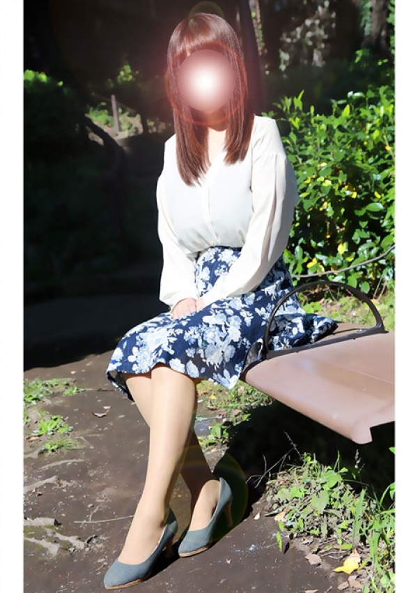 倫琉(みちる)、上野人妻城 1