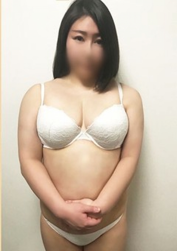 綾部、BBW 五反田店 2