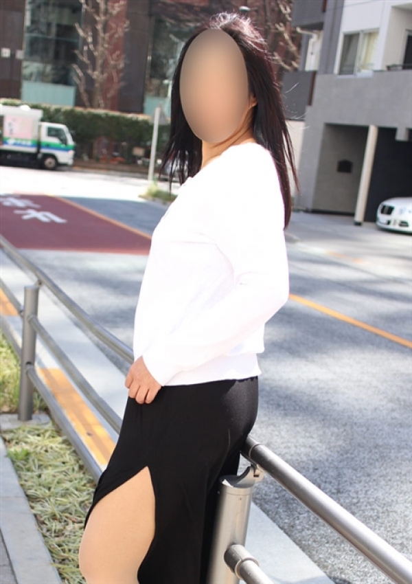 けい、かわいい熟女&おいしい人妻 五反田・品川店 1