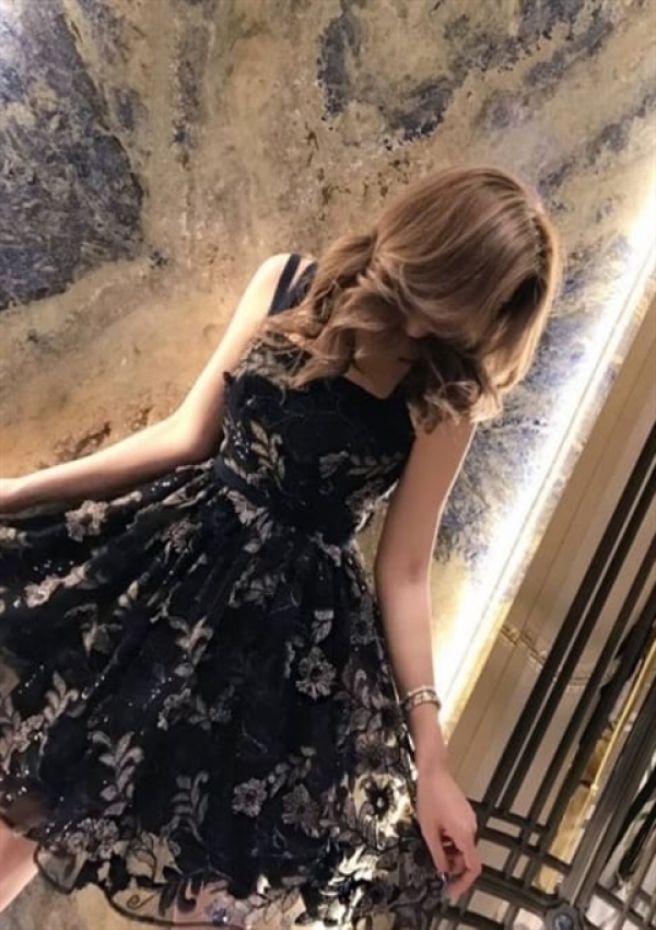 ローズ、喰いごろ若妻専門 淫乱妻の夜感秘交 4