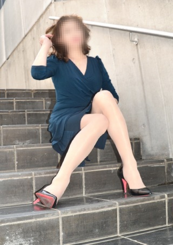 さおり、東京マダム倶楽部 3