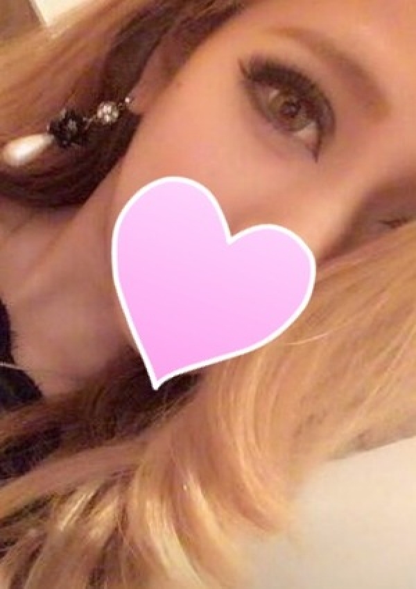リサ、新横浜ぺろりーな
