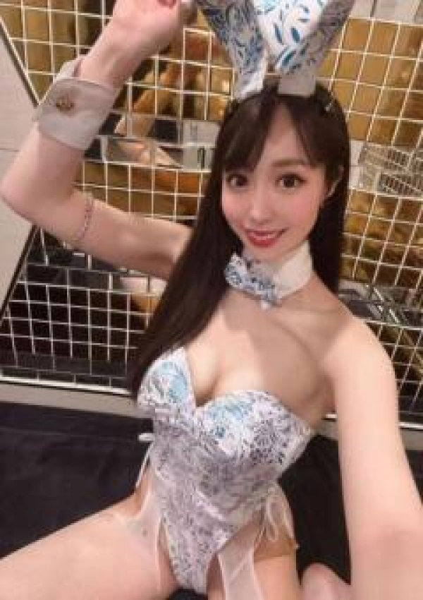 東京LOVE基地、花村ゆみ