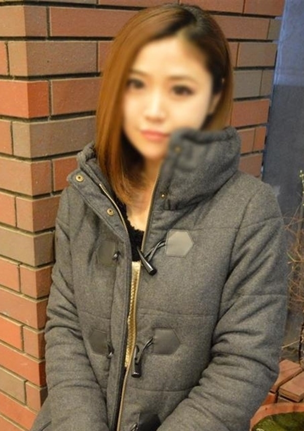 ゆき、新橋現役女子大生コレクション