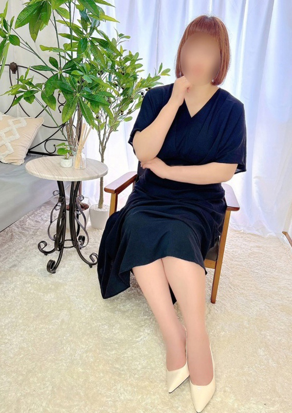 なこ、人妻熟女の秘密の関係熊谷店 2