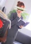 渡辺 梨乃、美人秘書 札幌オフィス