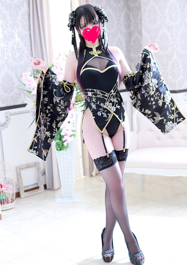 月城ひたぎ、La Rouge(ラ・ルージュ) 2