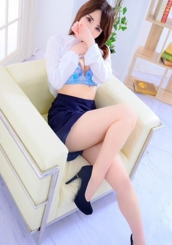 雨宮れみ、秘書委員会 1