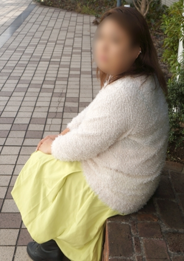 カナ、かわいい熟女&おいしい人妻 町田店 4
