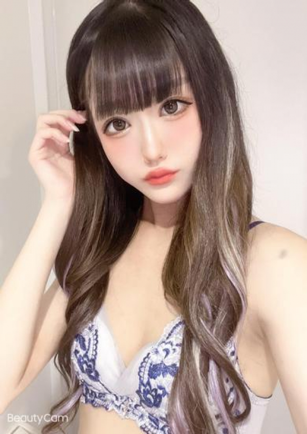 やや、隣の奥様 佐久店 1