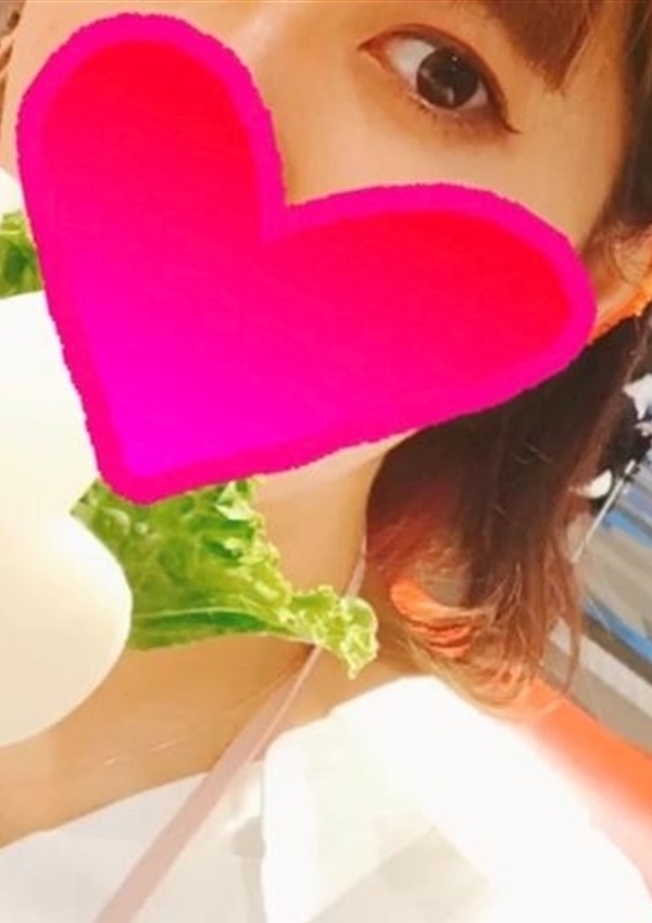 安達 てぃな、大阪出張性感オイルマッサージ「クラブヒステリック」