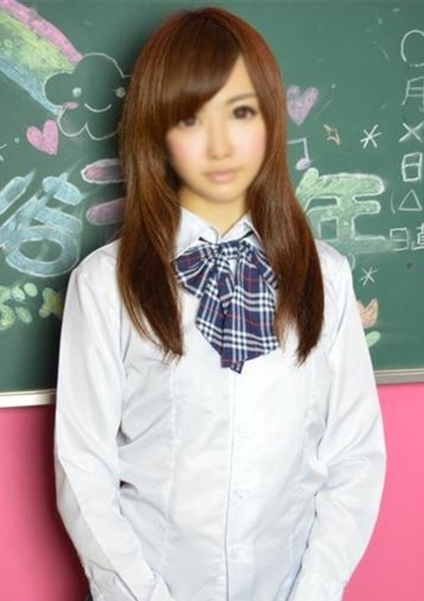 あむ、18歳19歳の素人専門店 渋谷素人コスプレ学園 1